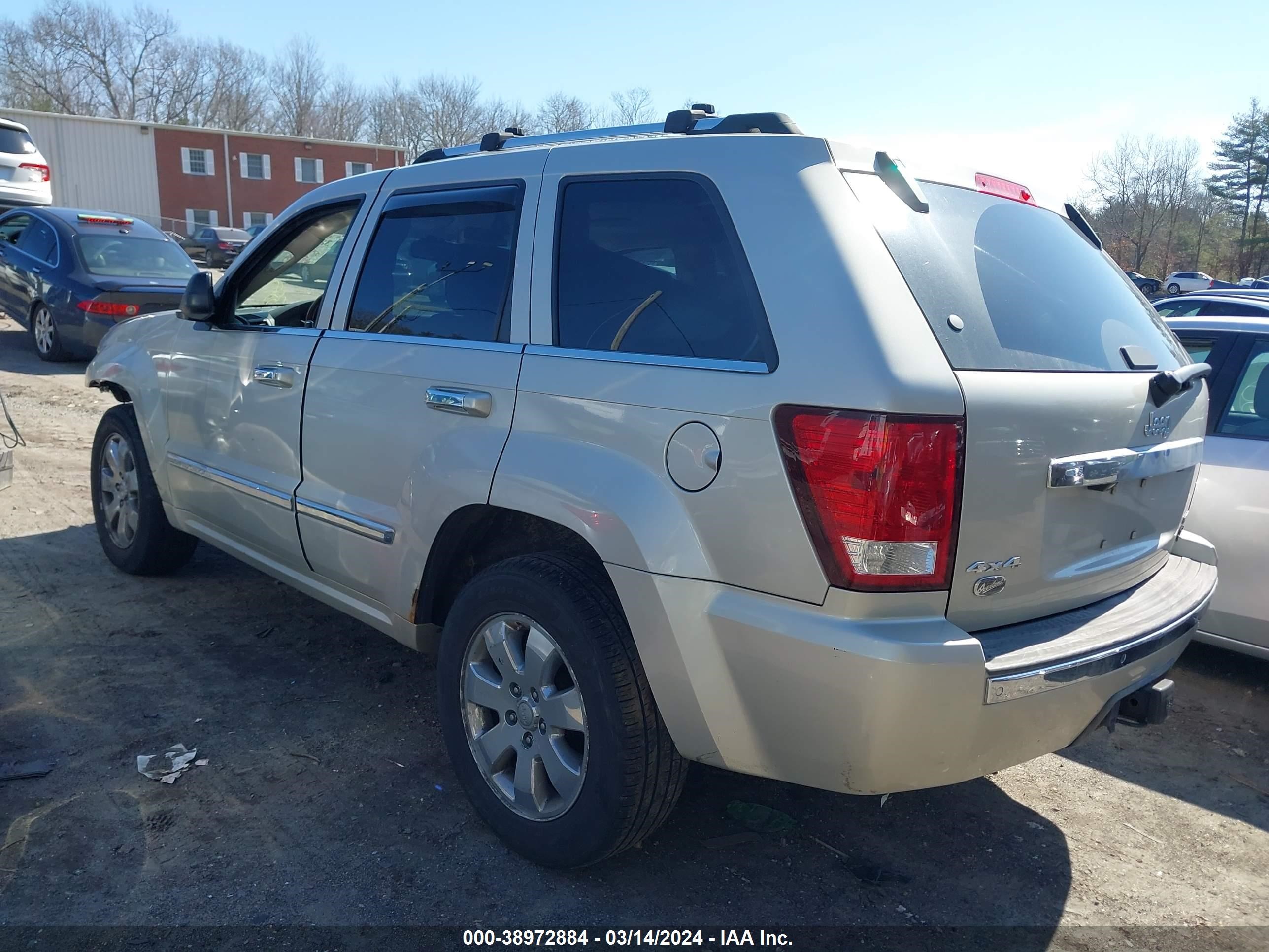 Photo 2 VIN: 1J8HR68228C244480 - JEEP GRAND CHEROKEE 