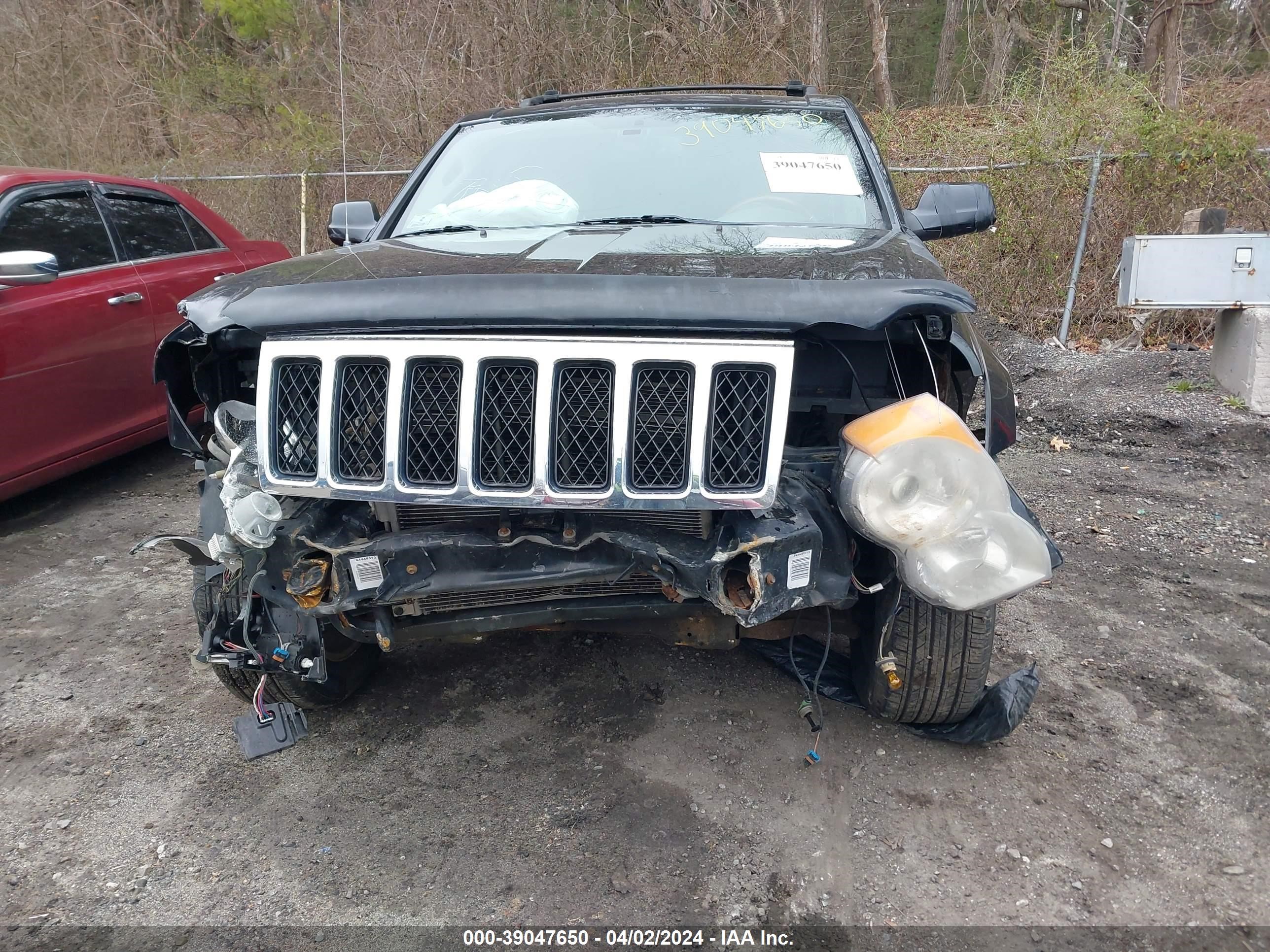 Photo 5 VIN: 1J8HR68248C208855 - JEEP GRAND CHEROKEE 