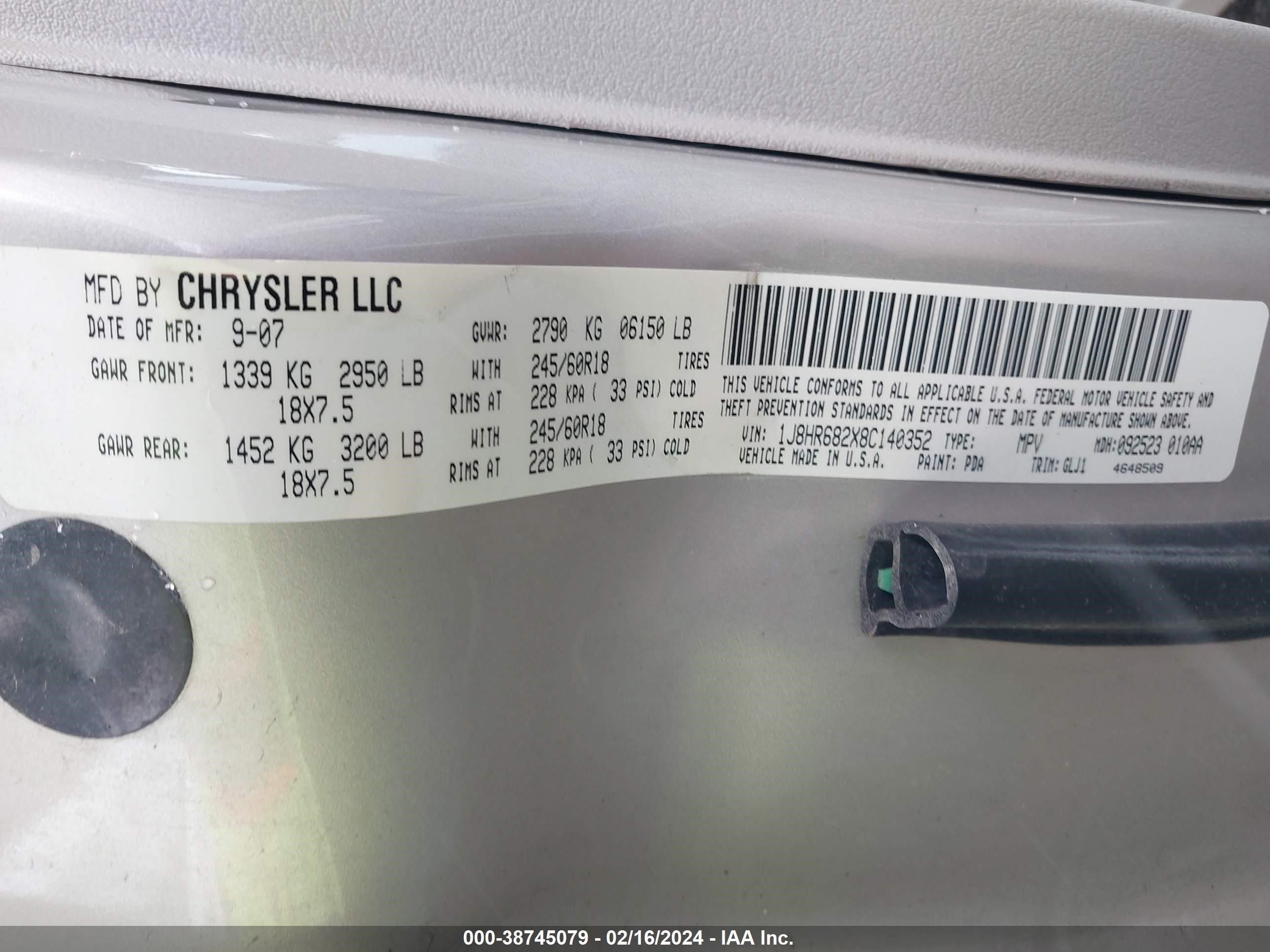 Photo 8 VIN: 1J8HR682X8C140352 - JEEP GRAND CHEROKEE 