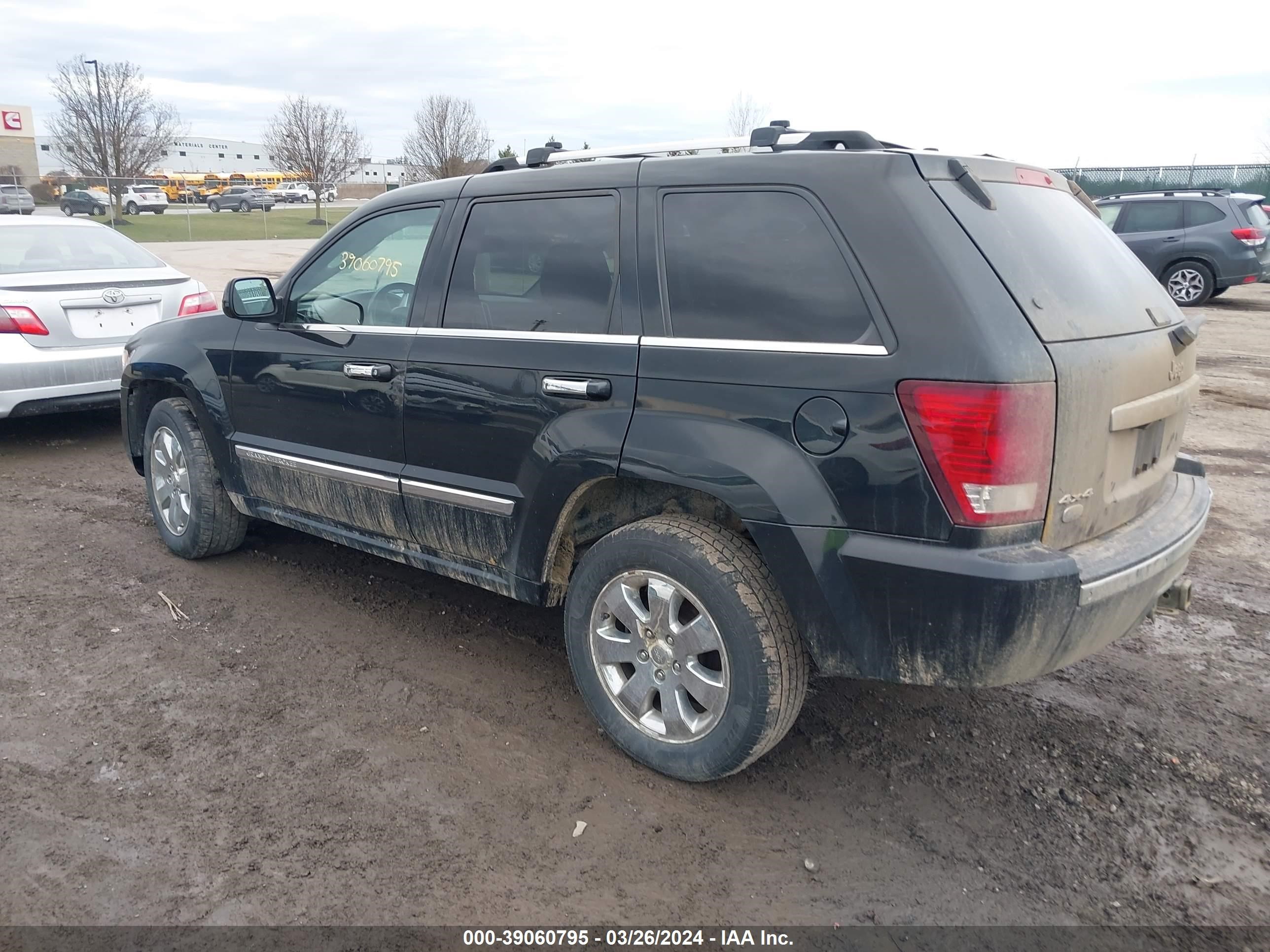 Photo 2 VIN: 1J8HR68T69C506902 - JEEP GRAND CHEROKEE 