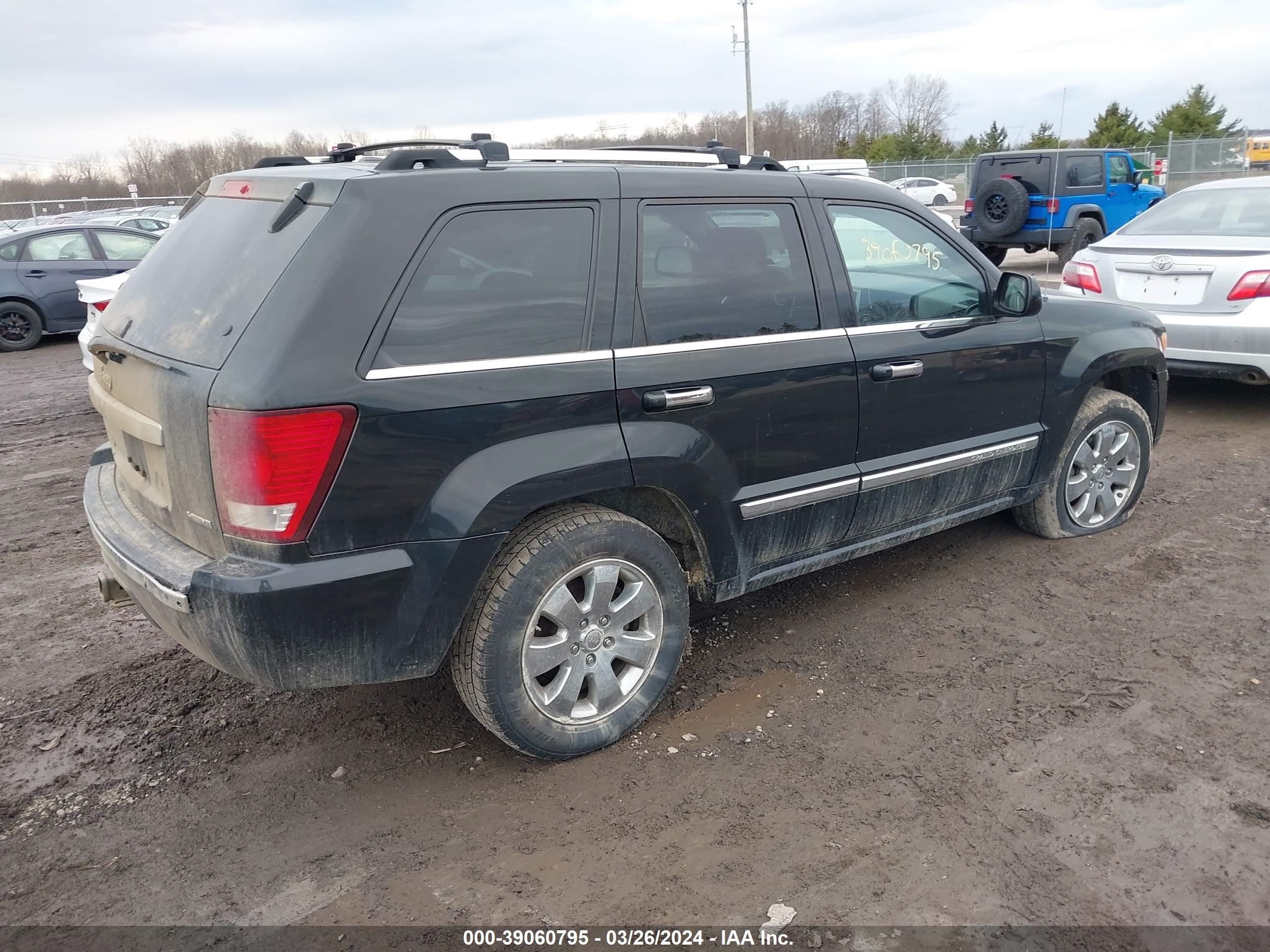 Photo 3 VIN: 1J8HR68T69C506902 - JEEP GRAND CHEROKEE 