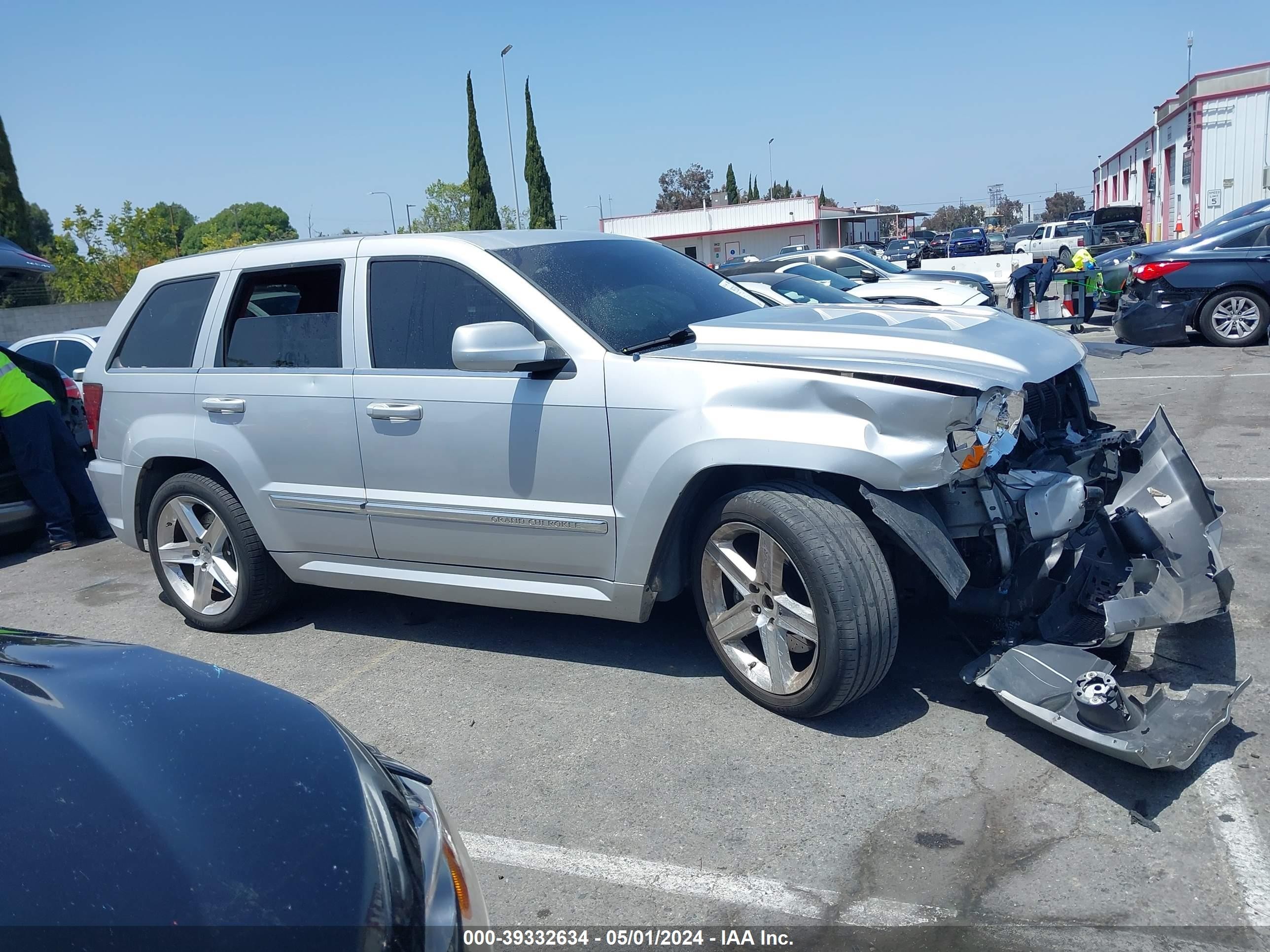 Photo 13 VIN: 1J8HR78388C223812 - JEEP GRAND CHEROKEE 