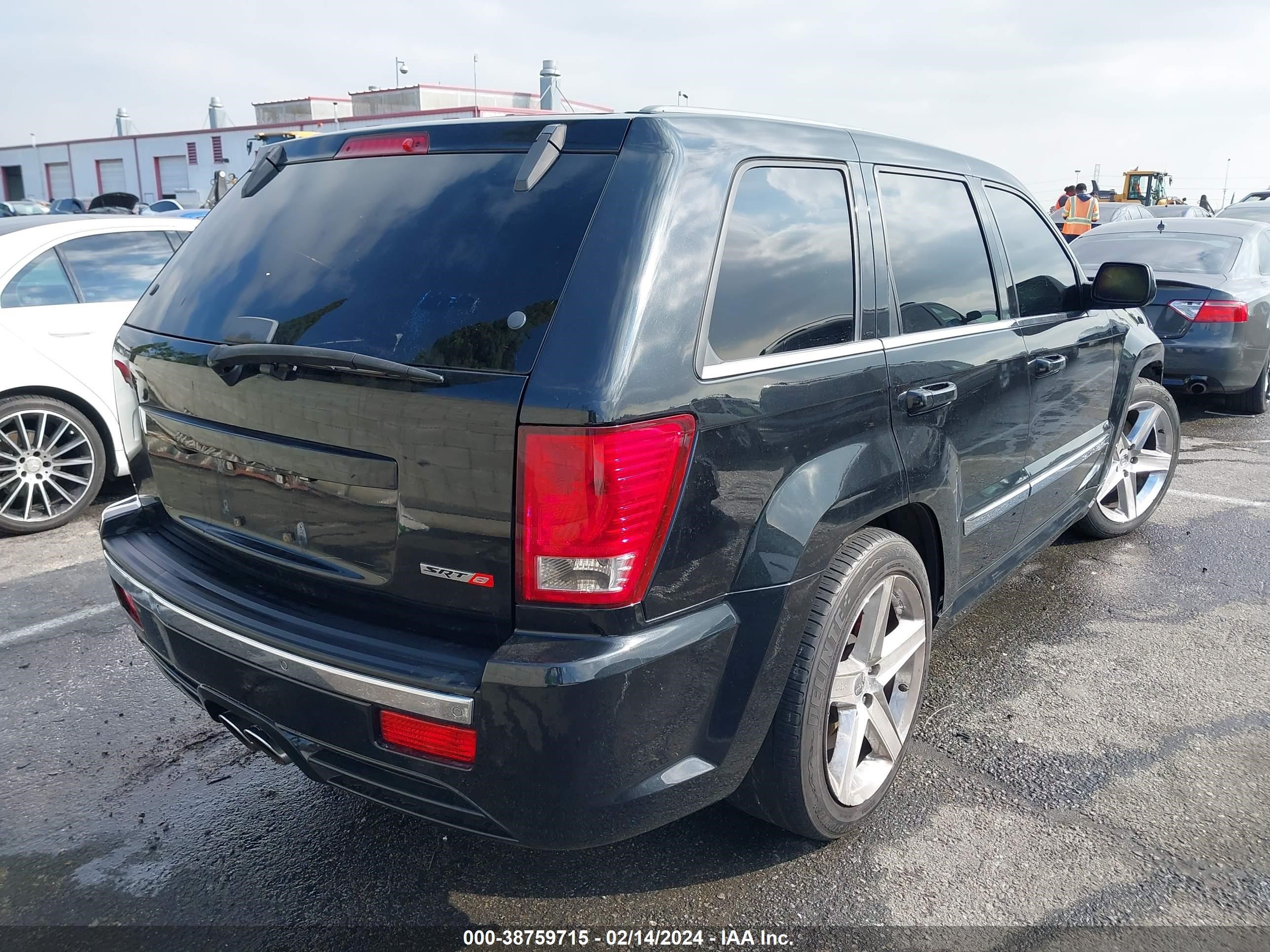 Photo 3 VIN: 1J8HR78W99C546326 - JEEP GRAND CHEROKEE 