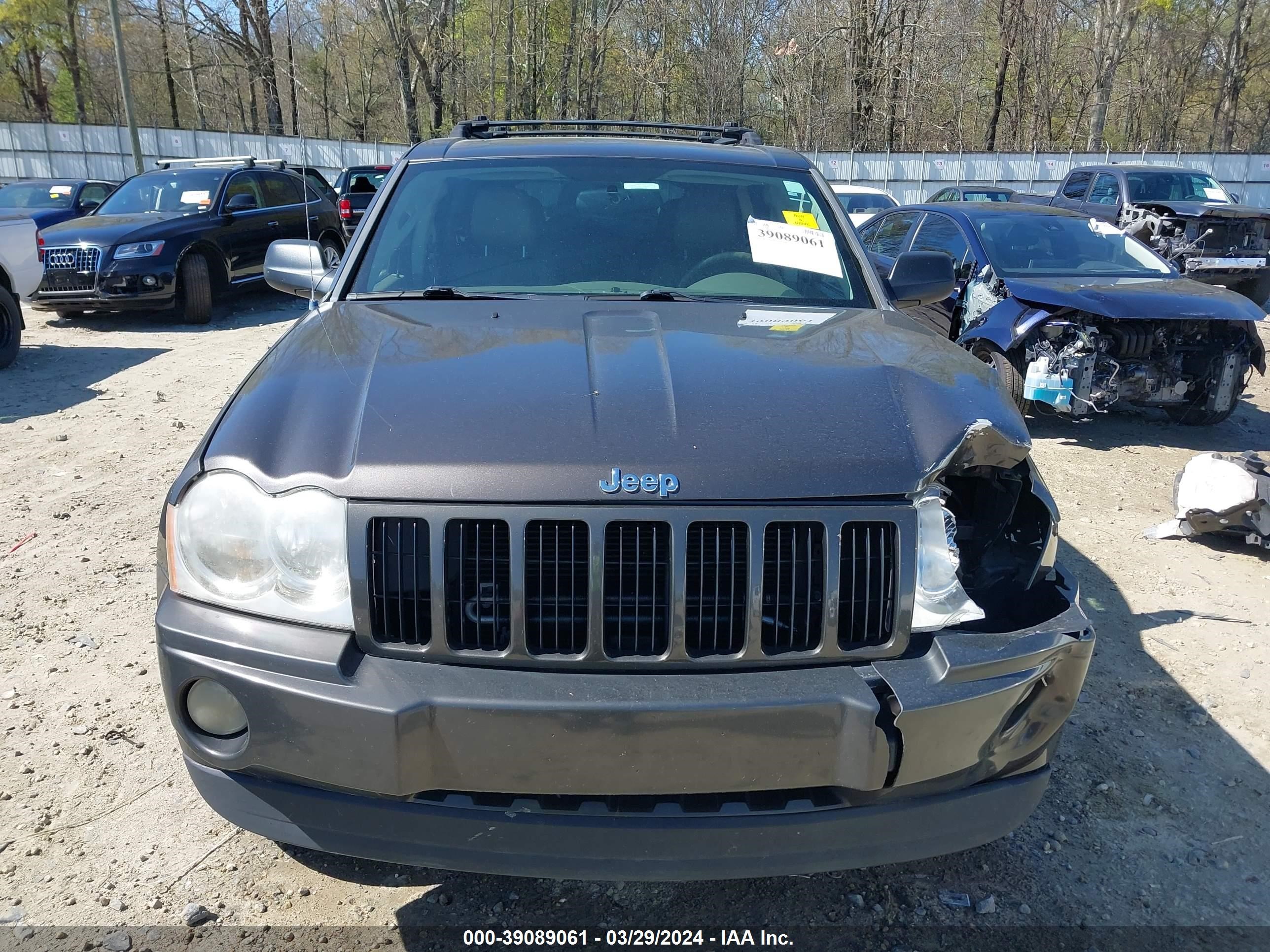 Photo 11 VIN: 1J8HS48N15C724315 - JEEP GRAND CHEROKEE 