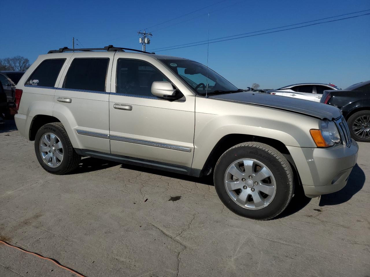 Photo 3 VIN: 1J8HS58238C217688 - JEEP GRAND CHEROKEE 