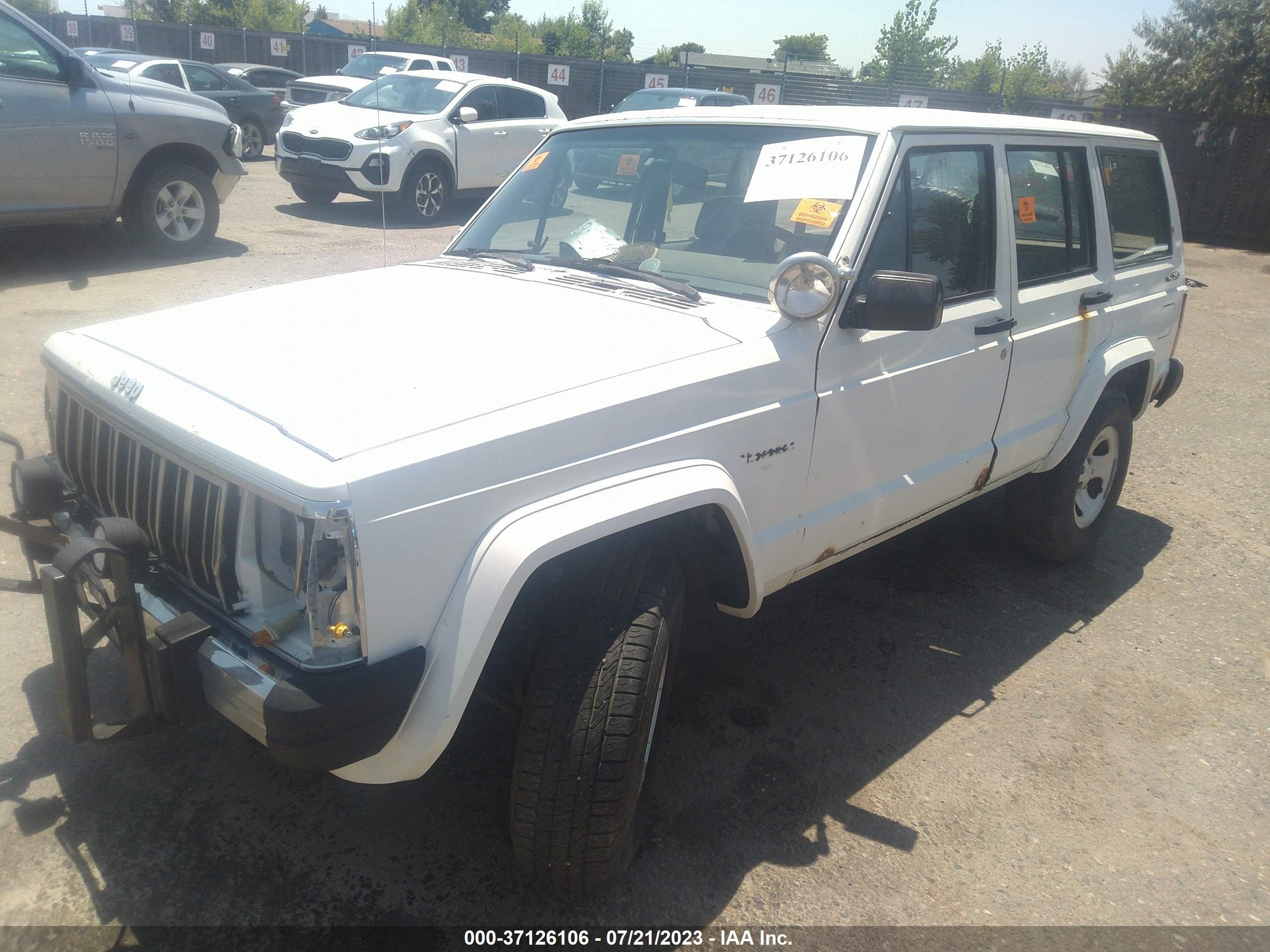 Photo 1 VIN: 1JCML782XJT165852 - JEEP CHEROKEE 