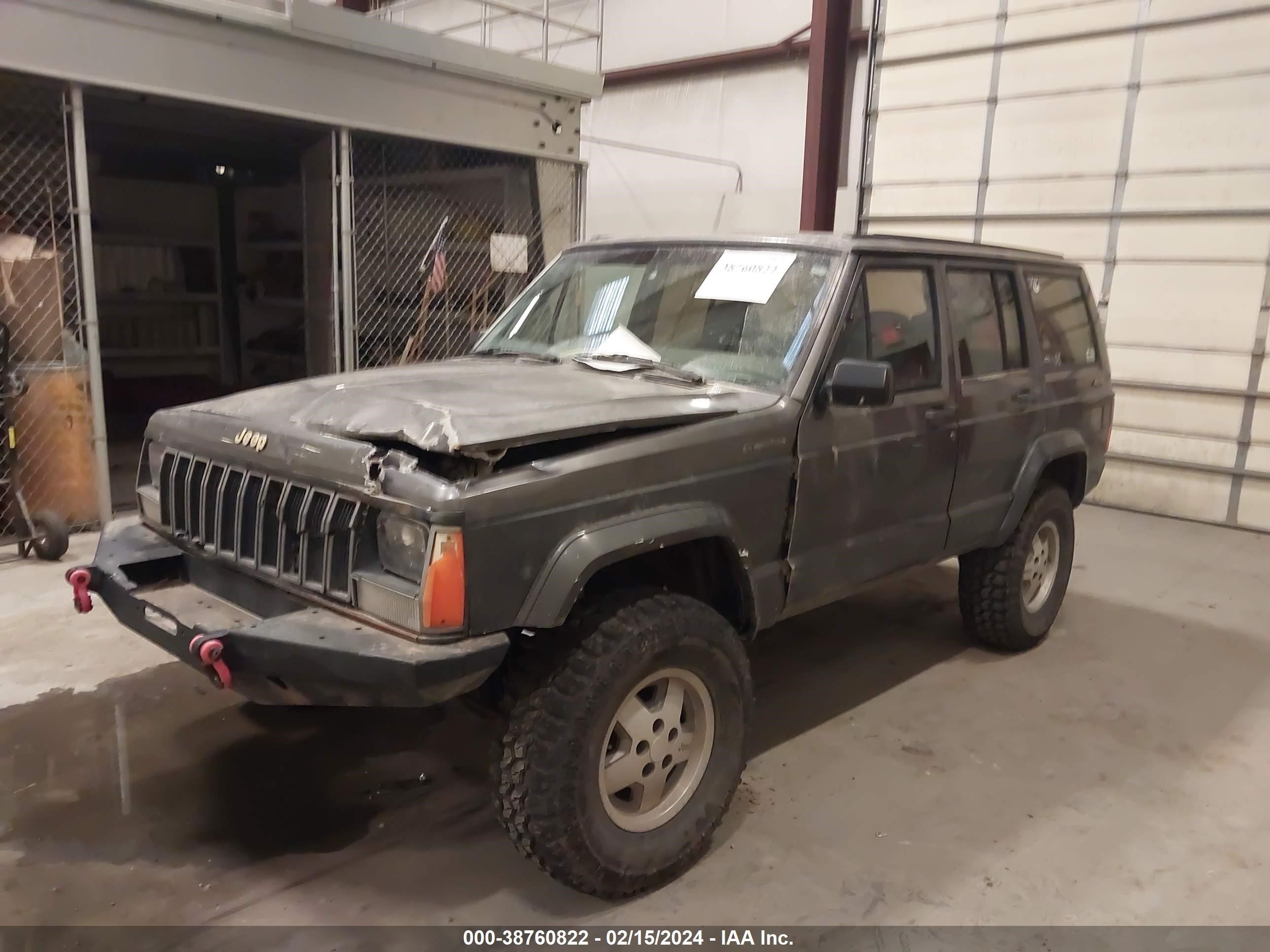 Photo 1 VIN: 1JCMT7895HT163157 - JEEP CHEROKEE 