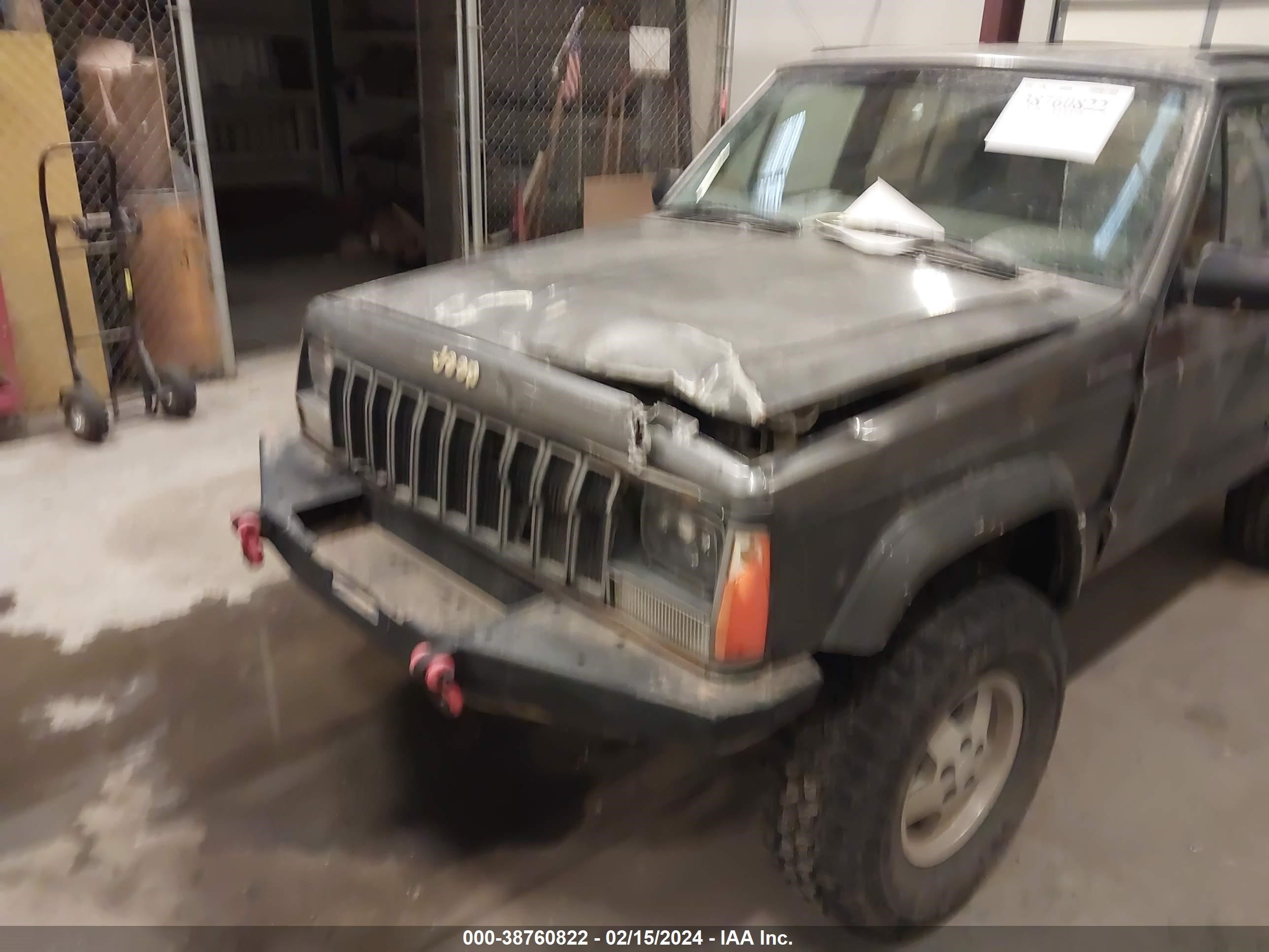 Photo 5 VIN: 1JCMT7895HT163157 - JEEP CHEROKEE 