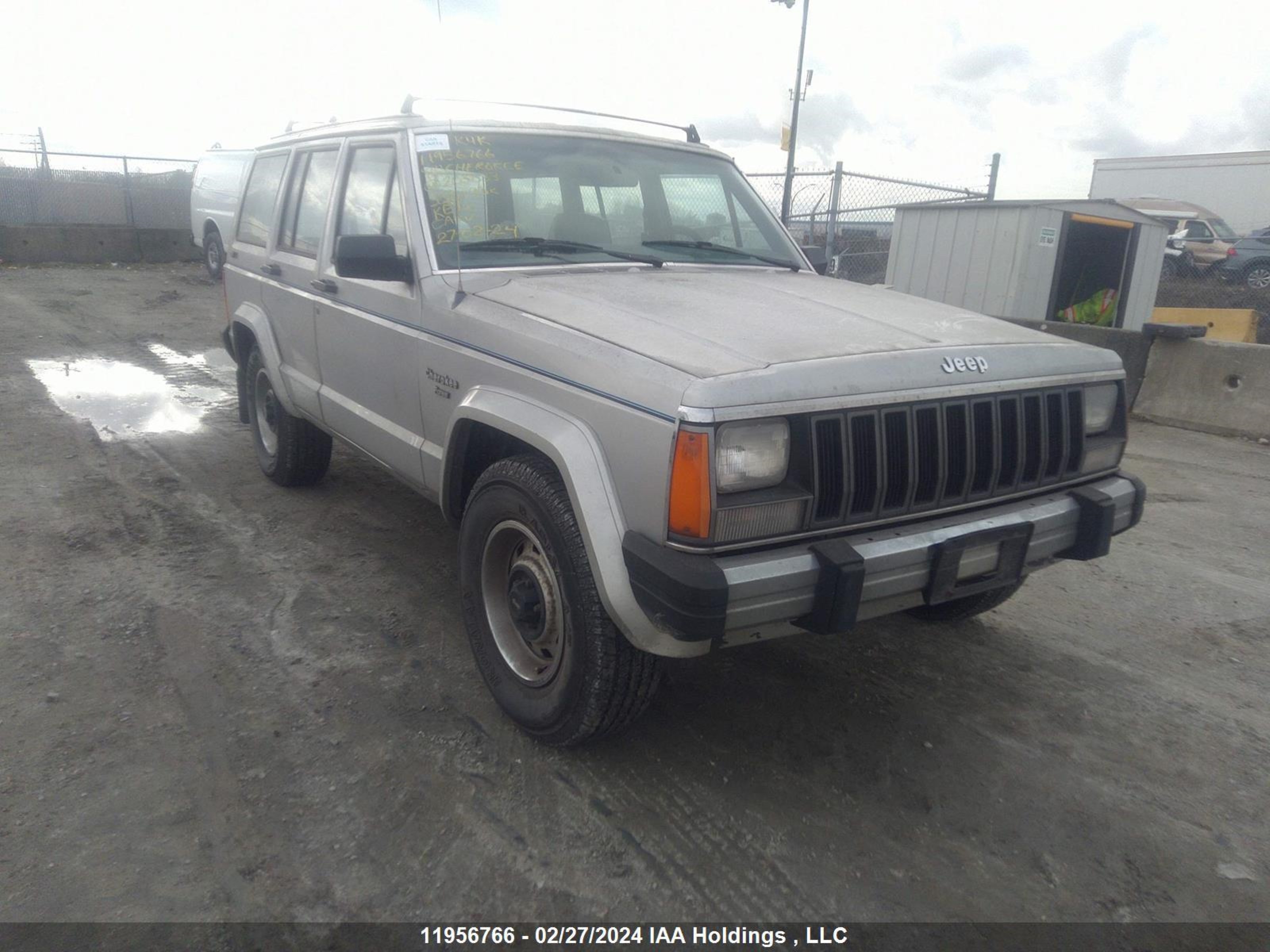 Photo 0 VIN: 1JCWC7829GT203833 - JEEP CHEROKEE 