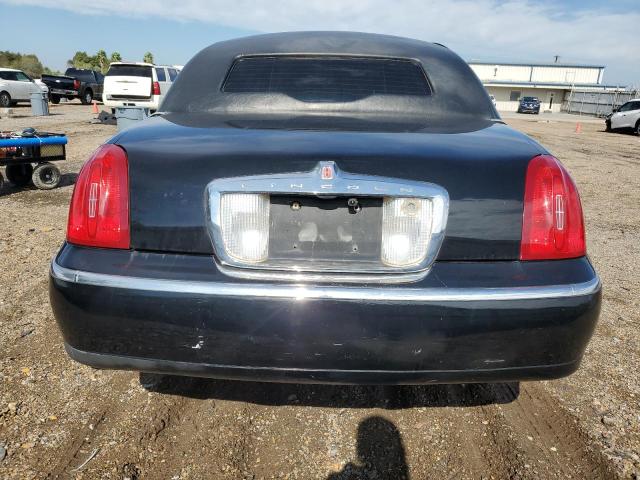 Photo 5 VIN: 1L1FM81W91Y677189 - LINCOLN TOWN CAR E 