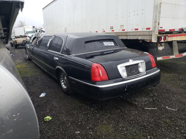 Photo 1 VIN: 1L1FM81WXWY676155 - LINCOLN TOWN CAR L 