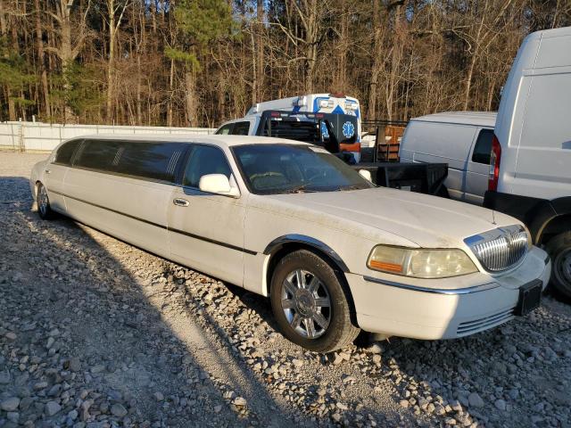 Photo 3 VIN: 1L1FM88W07Y630065 - LINCOLN TOWNCAR 