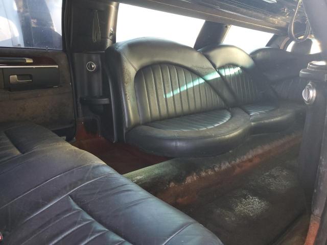 Photo 9 VIN: 1L1FM88W07Y630065 - LINCOLN TOWNCAR 