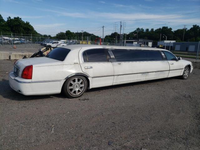 Photo 2 VIN: 1L1FM88W86Y644990 - LINCOLN TOWNCAR 