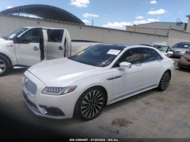 Photo 1 VIN: 1LN6L9BC2H5637687 - LINCOLN CONTINENTAL 