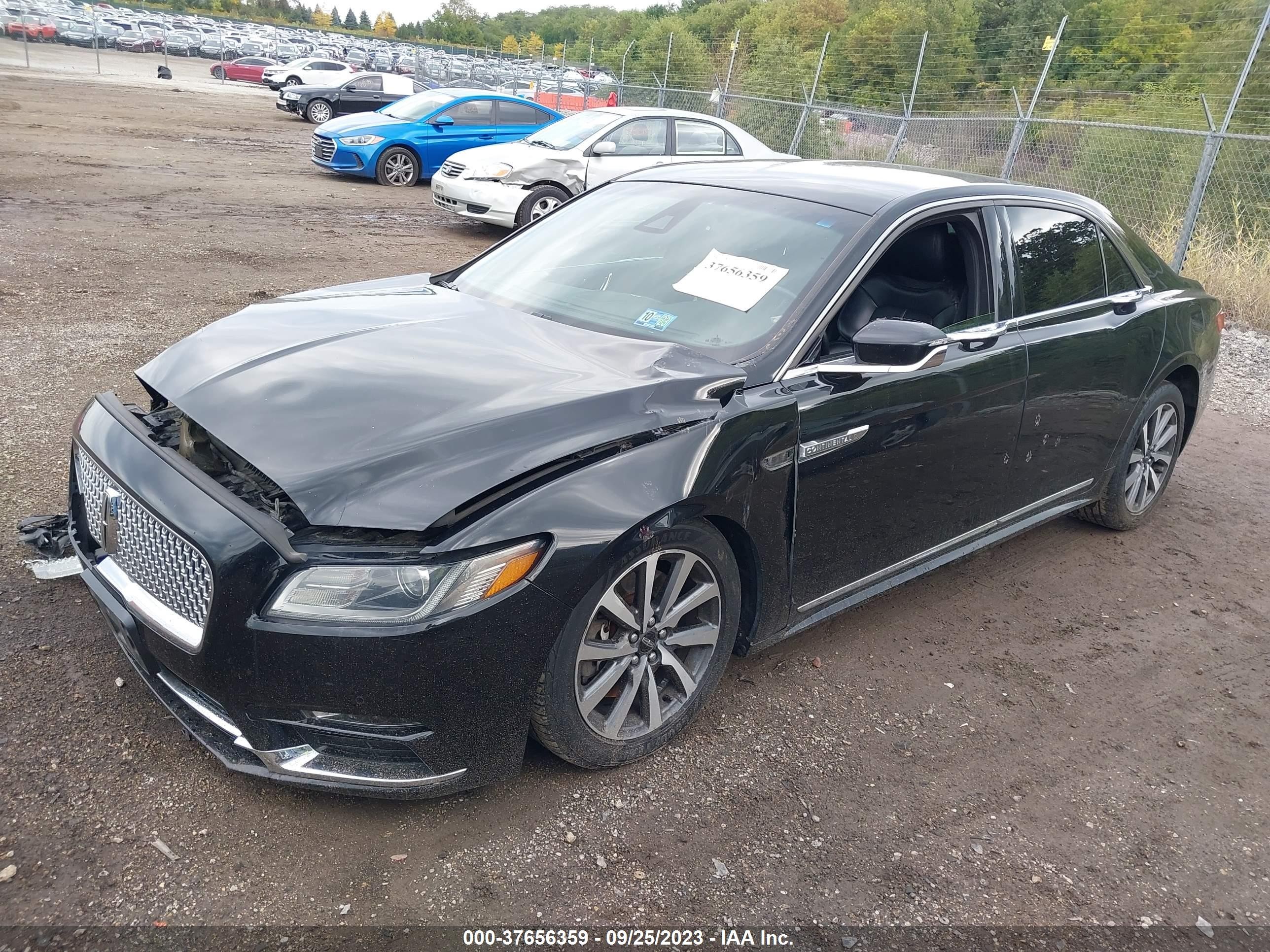 Photo 1 VIN: 1LN6L9HK7H5608863 - LINCOLN CONTINENTAL 