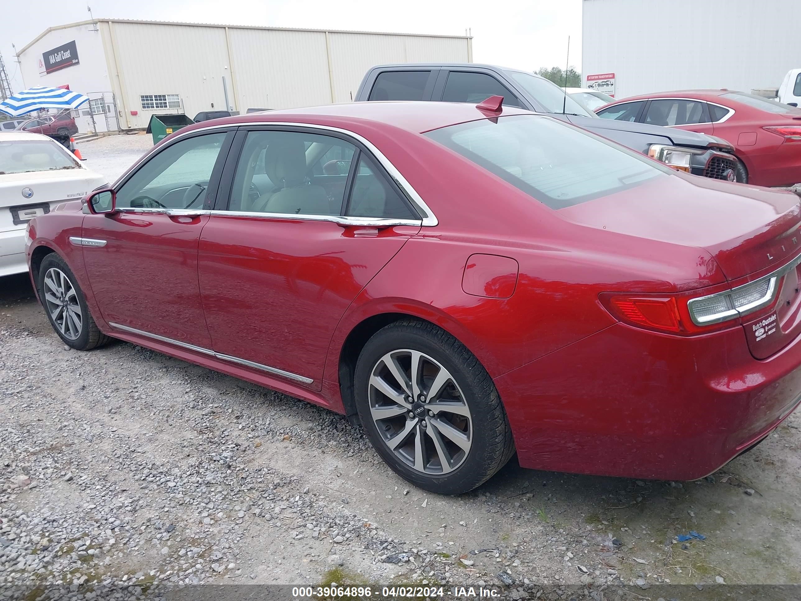 Photo 13 VIN: 1LN6L9PK2J5606526 - LINCOLN CONTINENTAL 