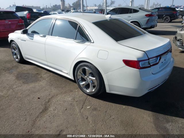 Photo 2 VIN: 1LN6L9PK3L5601810 - LINCOLN CONTINENTAL 