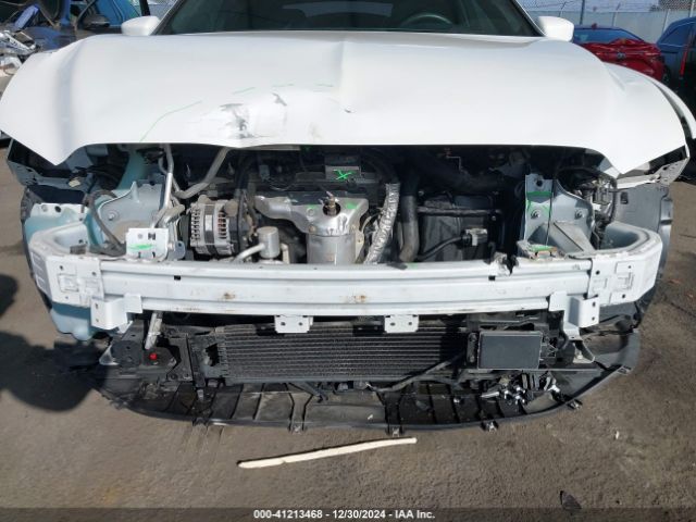 Photo 5 VIN: 1LN6L9PK3L5601810 - LINCOLN CONTINENTAL 