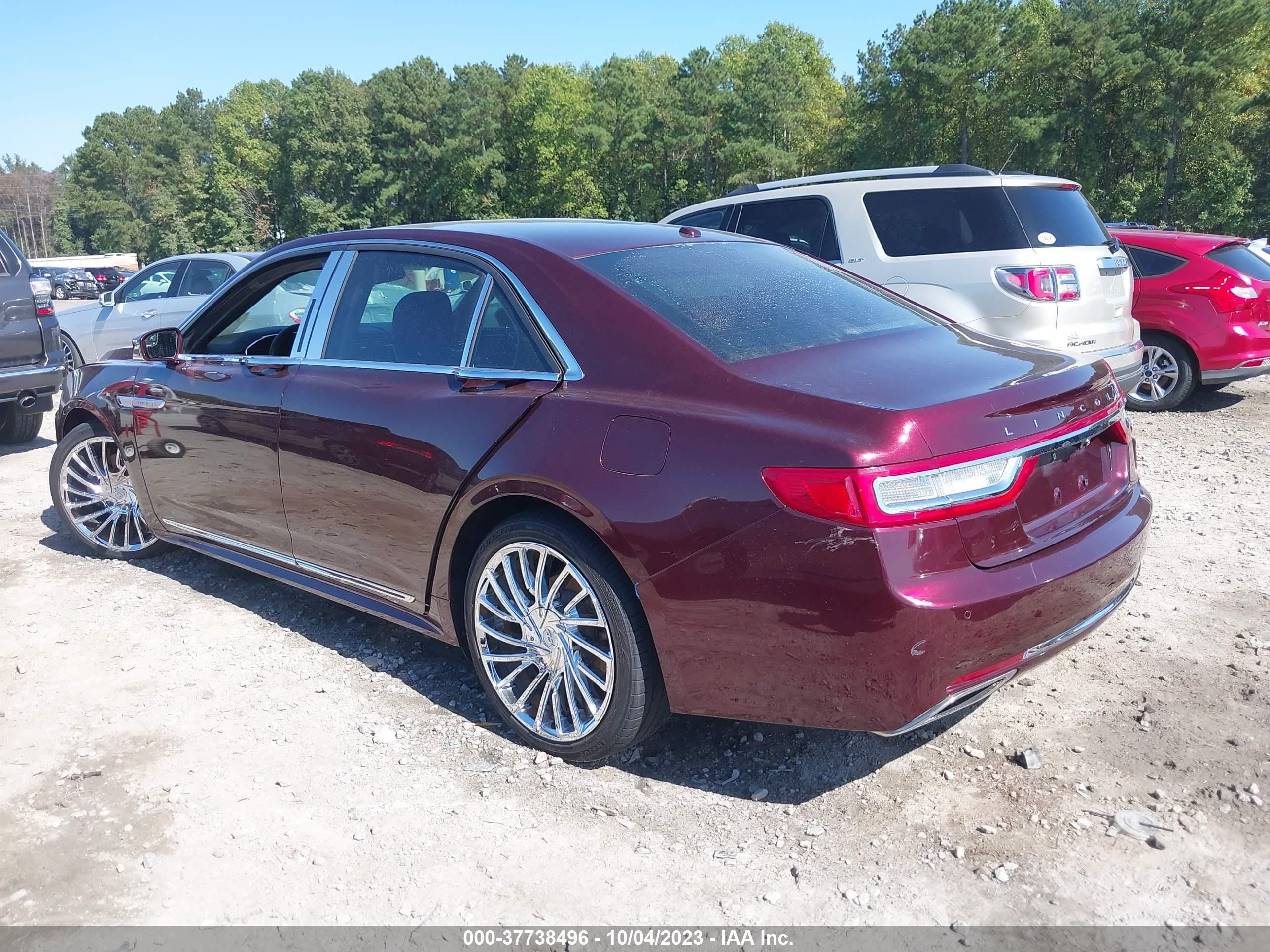 Photo 2 VIN: 1LN6L9PK7H5631366 - LINCOLN CONTINENTAL 