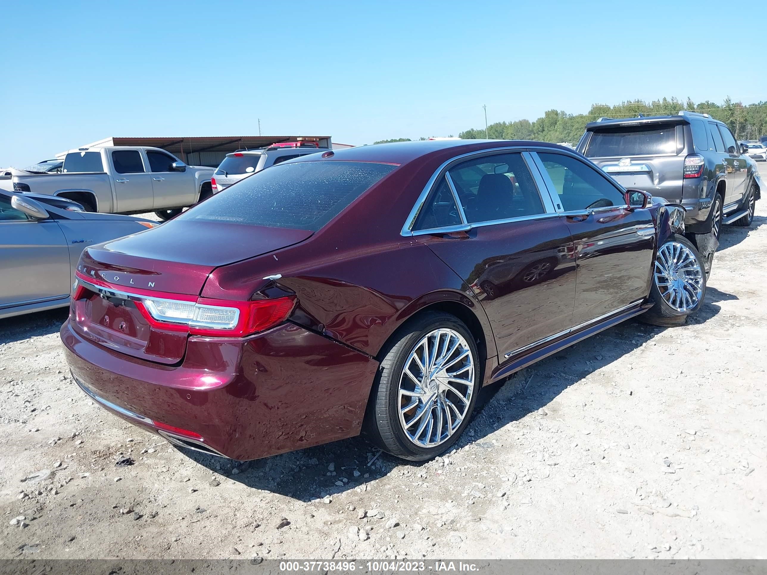 Photo 3 VIN: 1LN6L9PK7H5631366 - LINCOLN CONTINENTAL 