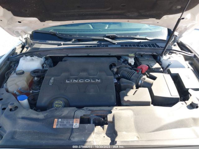 Photo 9 VIN: 1LN6L9PK8K5606063 - LINCOLN CONTINENTAL 