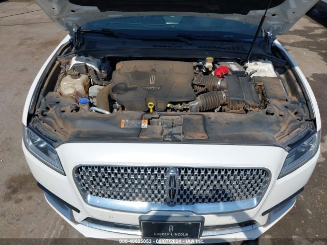 Photo 9 VIN: 1LN6L9RP6H5629262 - LINCOLN CONTINENTAL 