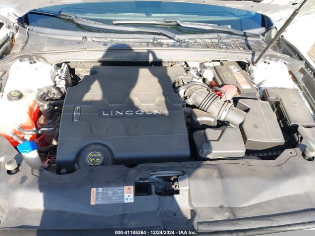 Photo 9 VIN: 1LN6L9SK1J5601485 - LINCOLN CONTINENTAL 