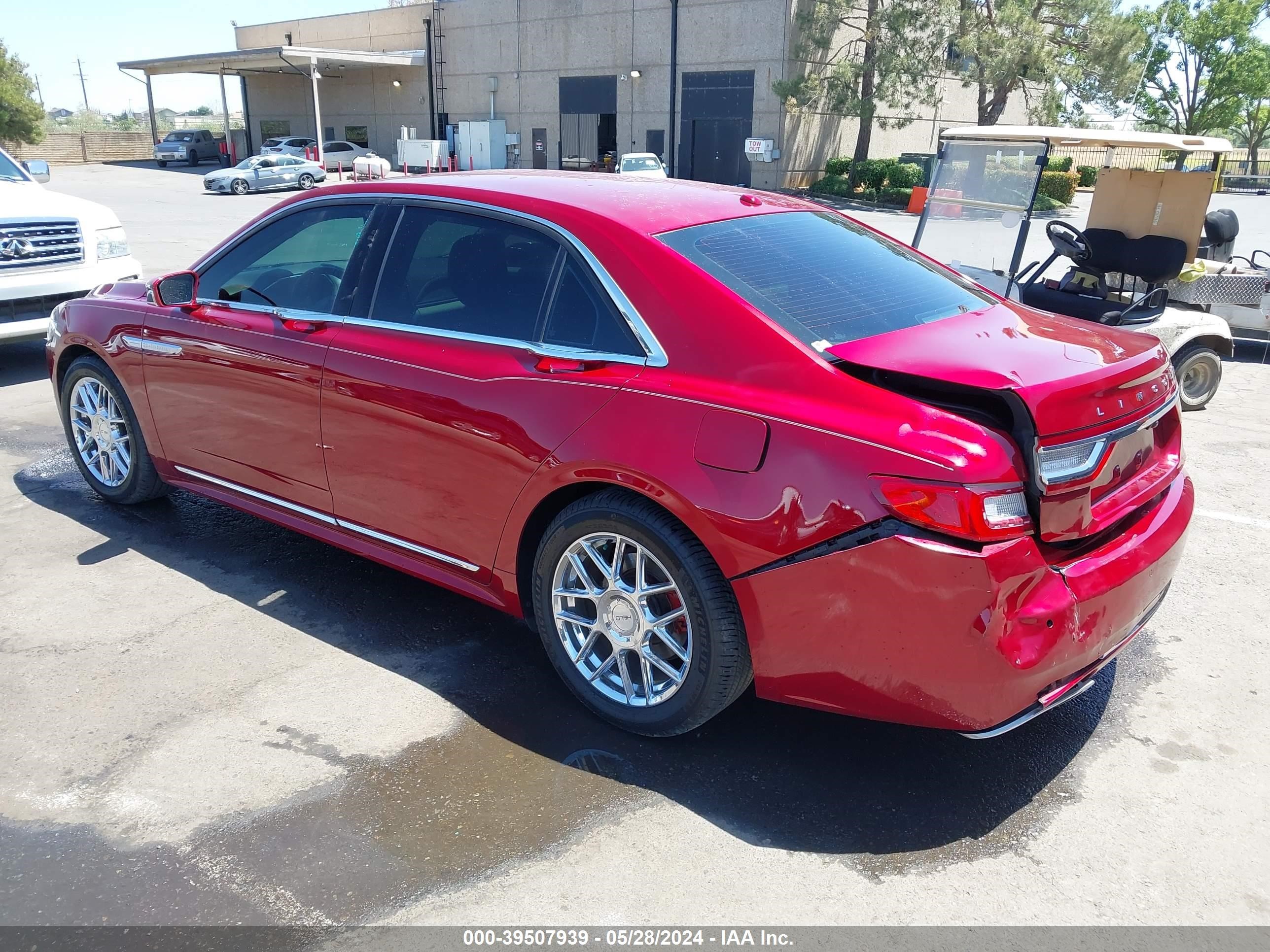 Photo 2 VIN: 1LN6L9SP2H5603722 - LINCOLN CONTINENTAL 