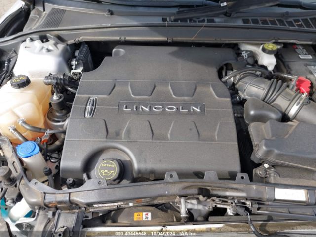 Photo 9 VIN: 1LN6L9TK2K5606176 - LINCOLN CONTINENTAL 