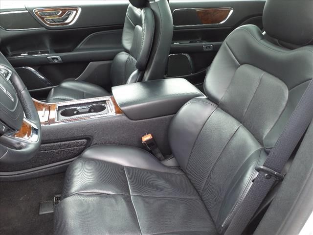 Photo 3 VIN: 1LN6L9TK6K5604009 - LINCOLN CONTINENTAL 