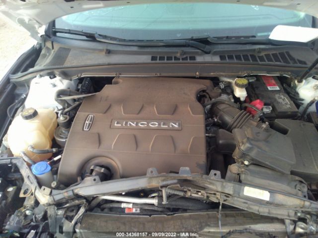 Photo 9 VIN: 1LN6L9VK9H5616967 - LINCOLN CONTINENTAL 