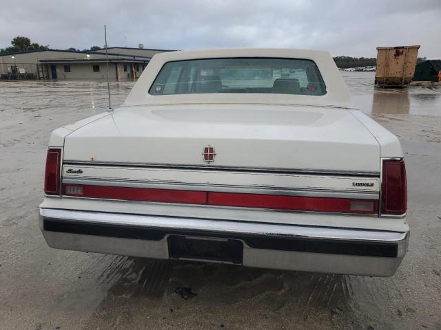 Photo 5 VIN: 1LNBM81F1JY795671 - LINCOLN TOWN CAR 