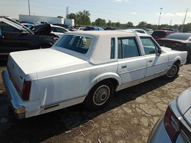 Photo 2 VIN: 1LNBM81F1KY800501 - LINCOLN TOWN CAR 