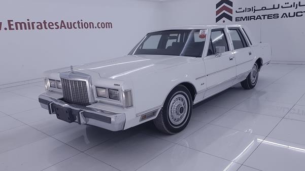 Photo 5 VIN: 1LNBM81F2HY703333 - LINCOLN TOWN CAR 