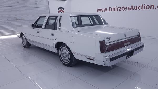 Photo 6 VIN: 1LNBM81F2HY703333 - LINCOLN TOWN CAR 