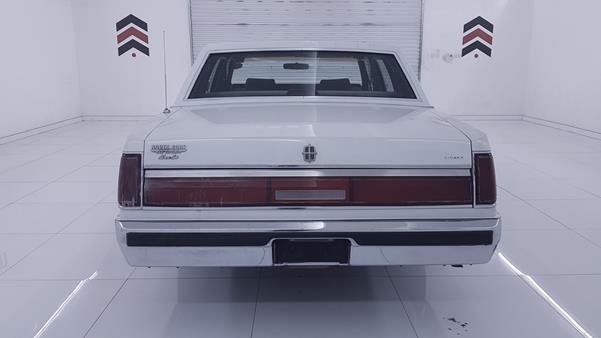 Photo 7 VIN: 1LNBM81F2HY703333 - LINCOLN TOWN CAR 