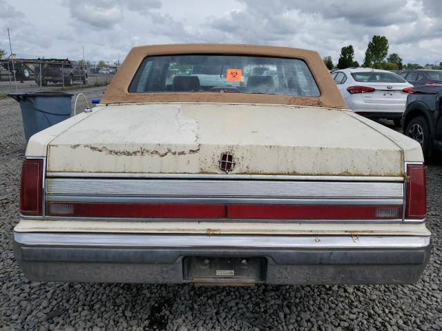 Photo 5 VIN: 1LNBM81F3KY671323 - LINCOLN TOWNCAR 