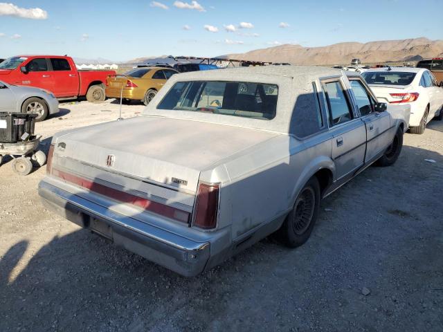 Photo 2 VIN: 1LNBM81F9KY775542 - LINCOLN TOWNCAR 