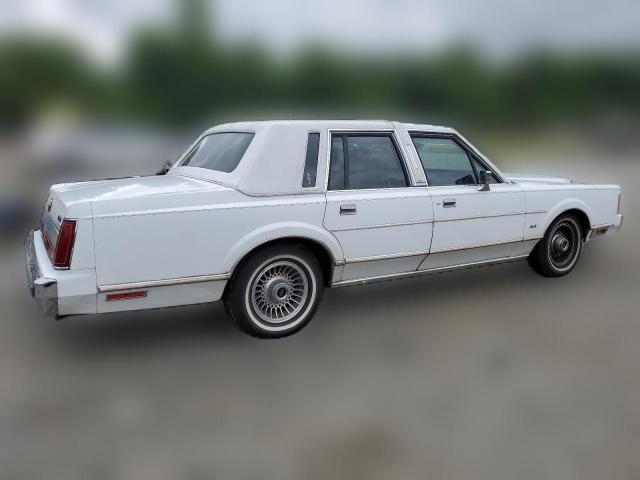 Photo 2 VIN: 1LNBM81FXKY677104 - LINCOLN TOWNCAR 