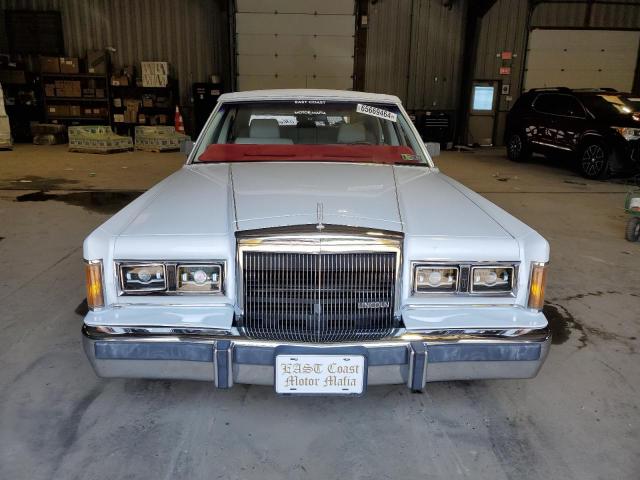 Photo 4 VIN: 1LNBM82F0KY716071 - LINCOLN TOWN CAR S 