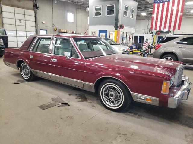 Photo 3 VIN: 1LNBM82F3KY610276 - LINCOLN TOWNCAR 