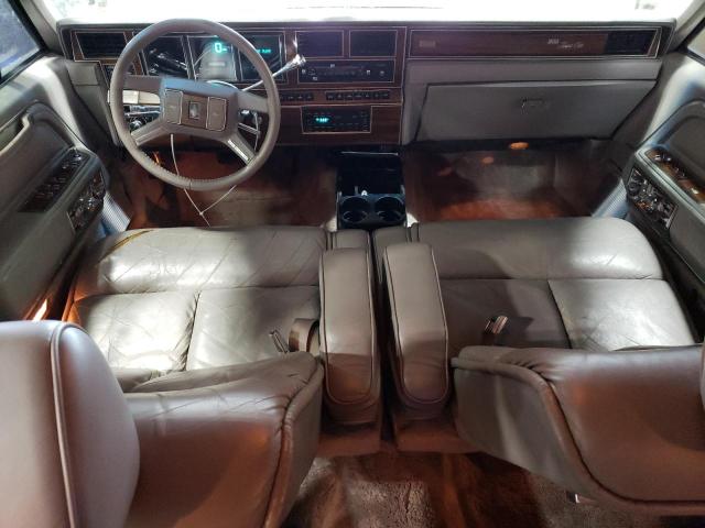 Photo 7 VIN: 1LNBM83F1JY818492 - LINCOLN TOWNCAR 