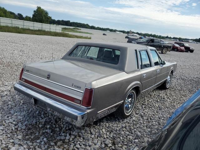 Photo 2 VIN: 1LNBM83F1KY604569 - LINCOLN TOWN CAR C 