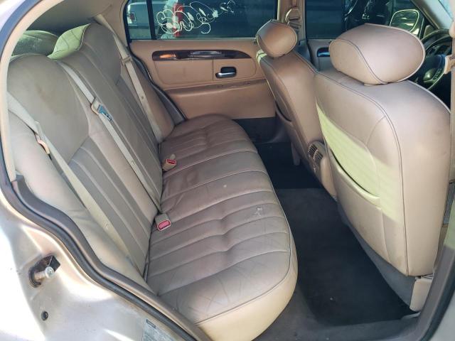 Photo 9 VIN: 1LNFM81W0WY616867 - LINCOLN TOWN CAR E 