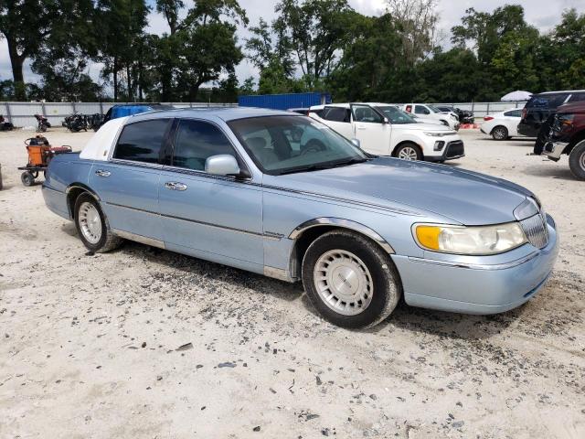 Photo 3 VIN: 1LNFM81W2WY648767 - LINCOLN TOWN CAR E 