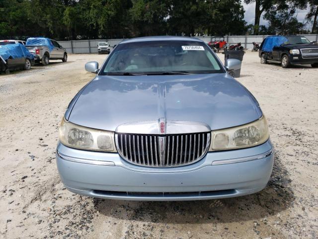 Photo 4 VIN: 1LNFM81W2WY648767 - LINCOLN TOWN CAR E 