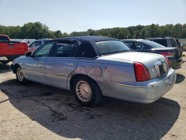 Photo 1 VIN: 1LNFM81W6WY703432 - LINCOLN TOWNCAR 