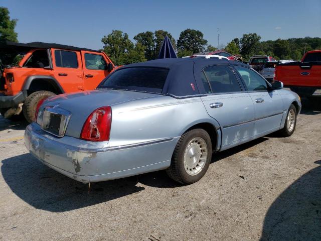 Photo 2 VIN: 1LNFM81W6WY703432 - LINCOLN TOWNCAR 