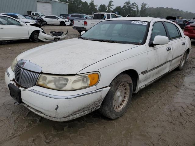 Photo 0 VIN: 1LNFM81W8WY703366 - LINCOLN TOWNCAR 